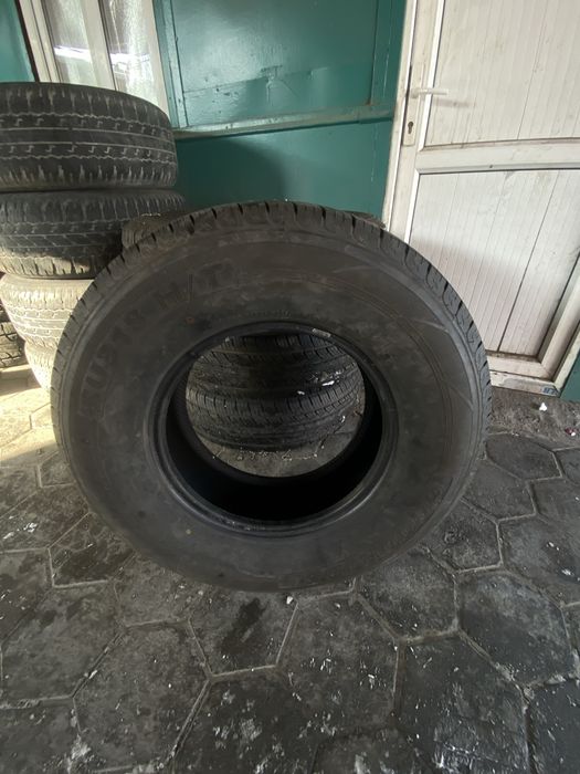 Продаю шины летние