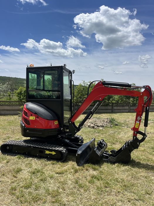 Miniexcavator DMpro DM25 2026