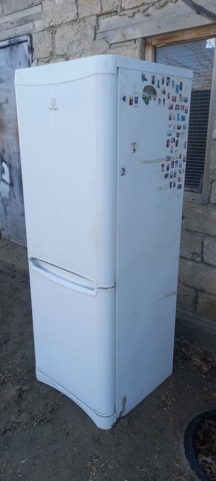 Холодилник на завчасть