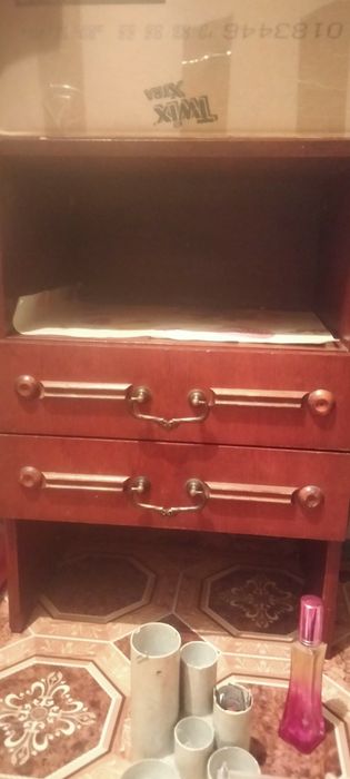 Продам срочно тумбочки