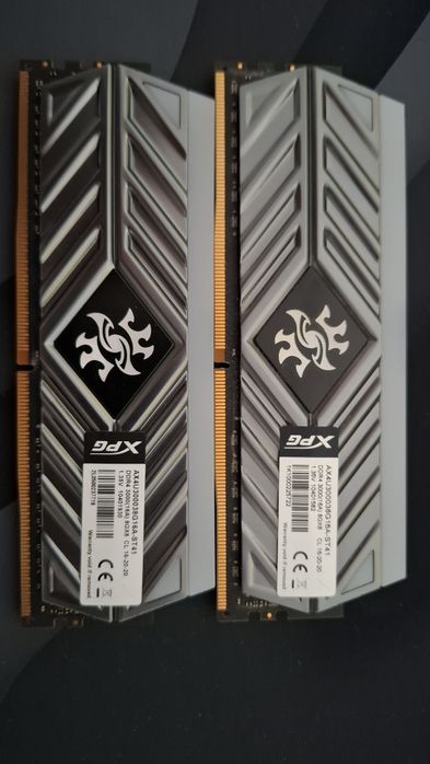 ADATA XPG RGB 16GB (2x8) DDR4 3000MHz CL16