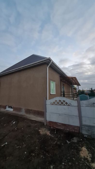 Продам дом в районе КСК