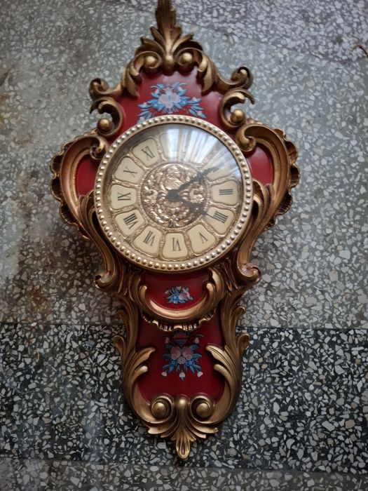 Ceas mecanism electromagnetic