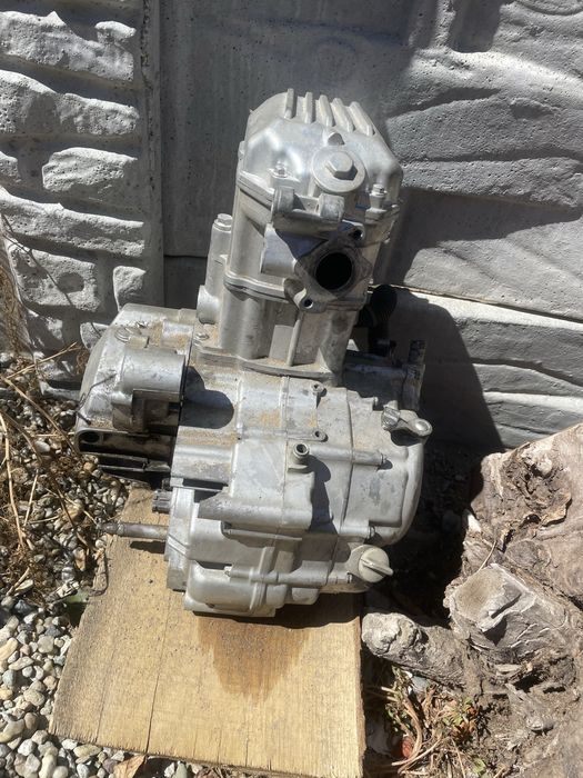 Vând motor de atv, sau cros