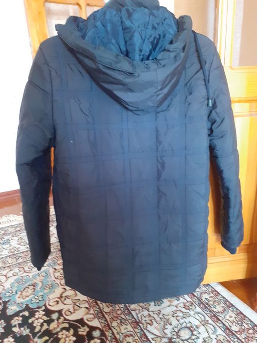 Куртка на мальчика 11-13 лет.