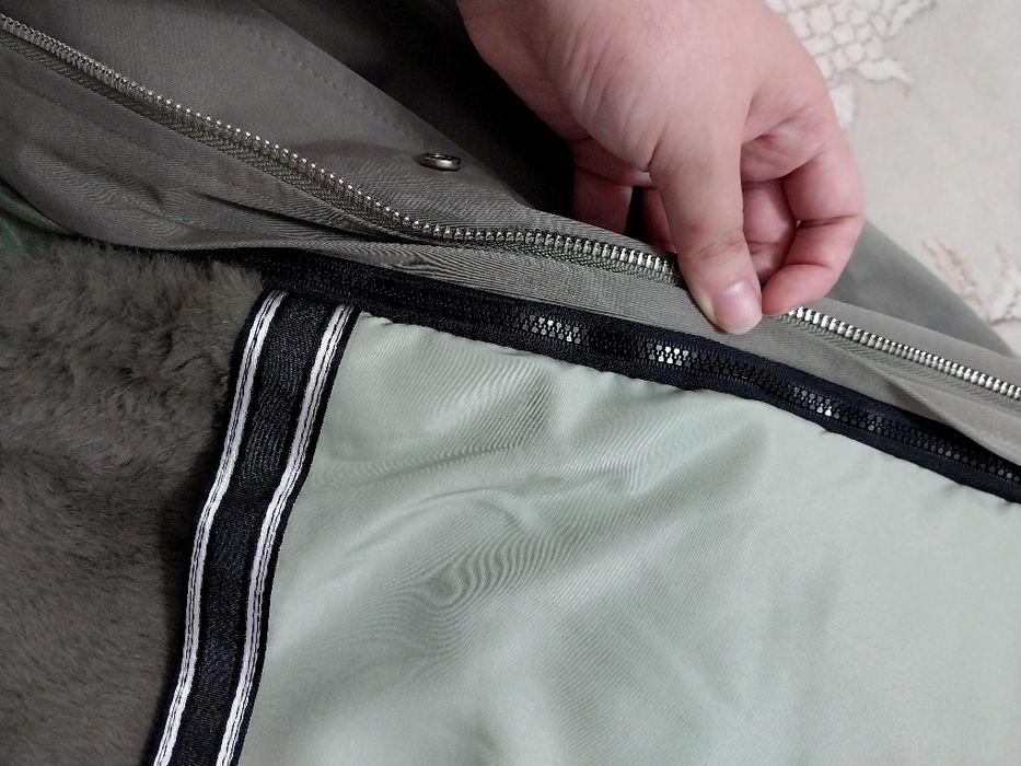 Продаётся женская парка