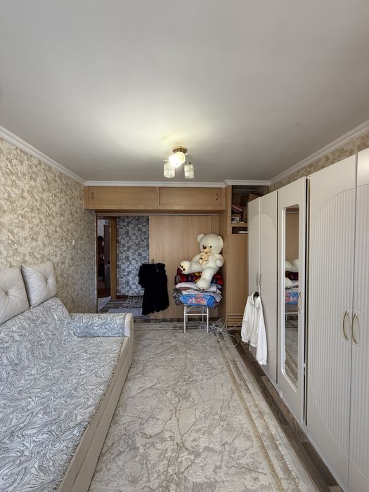 4мкр 3эт 3ком срочно