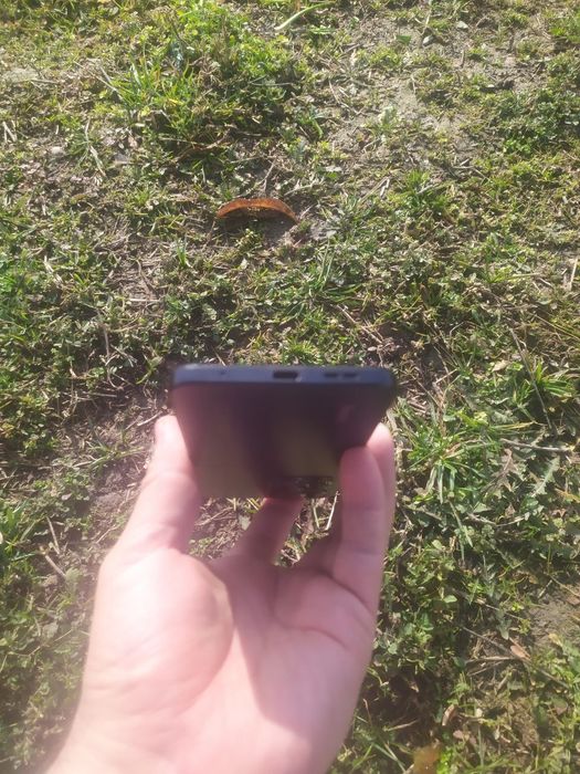 Xiaomi Redmi note 12 256/8+8