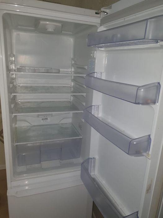 Холодильник Beko Cs 328020