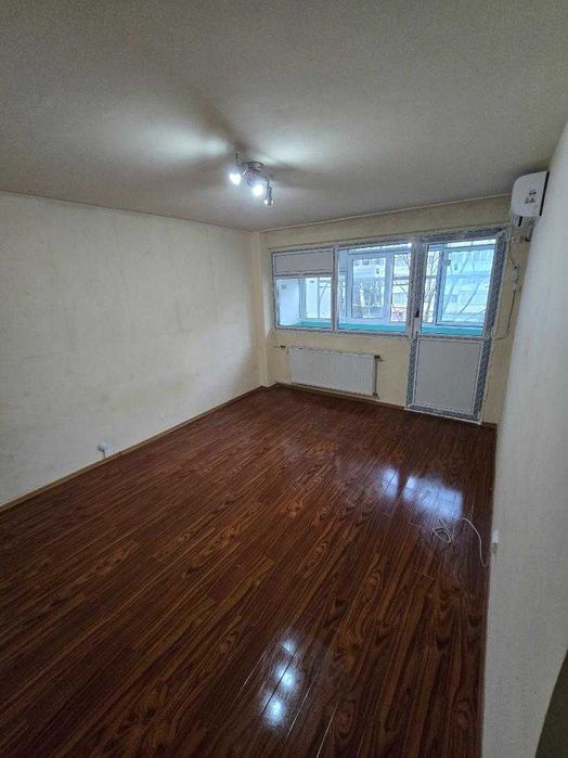 Apartament 2 camere Sector 4, Etaj 2, Anvelopat