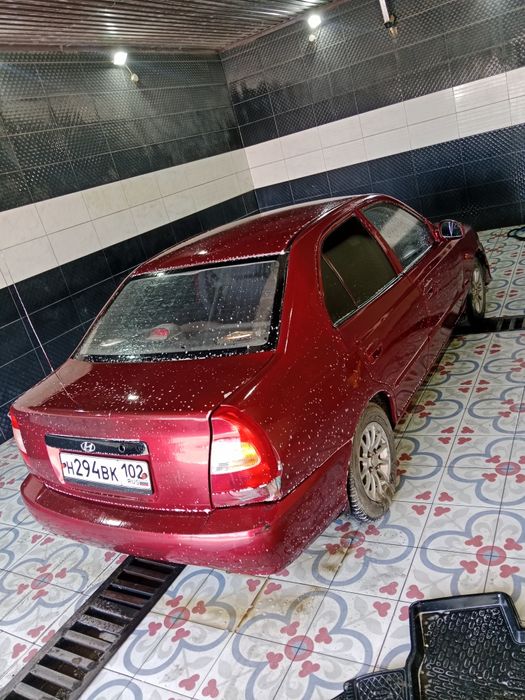 Машина  хеундай акцент