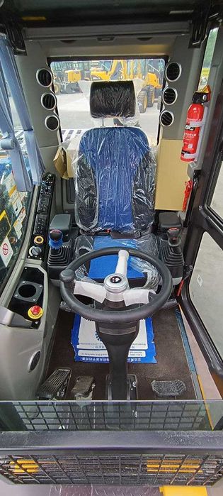 Колёсный экскаватор VIAMAR XN90L