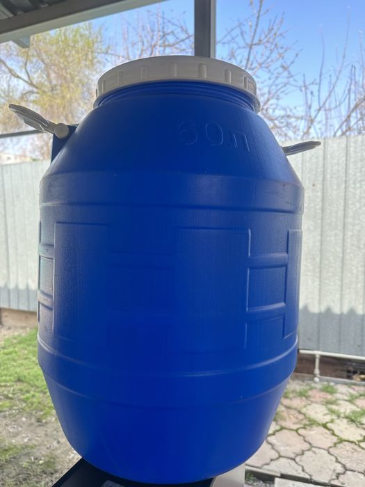 Продам бочку емкостью 60 литров