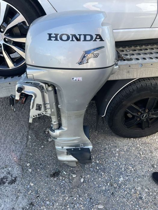 Извънбордов двигател Honda 20