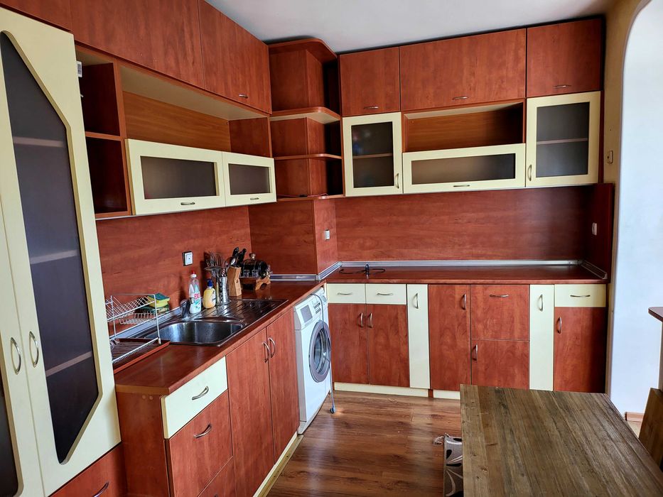 Дава се под наем Тристаен апартамент в Плевен, Идеален център - 74 кв.м за 331.5 € - Снимка #10