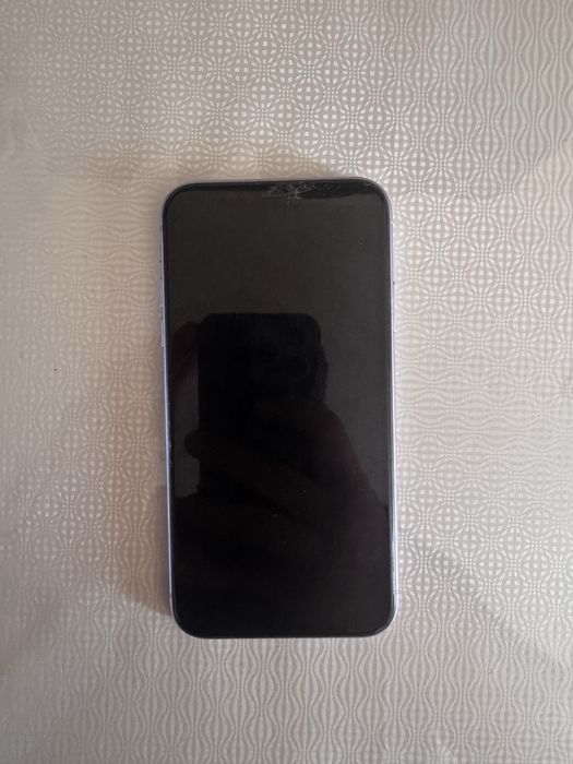 Продам айфон 11 128гб