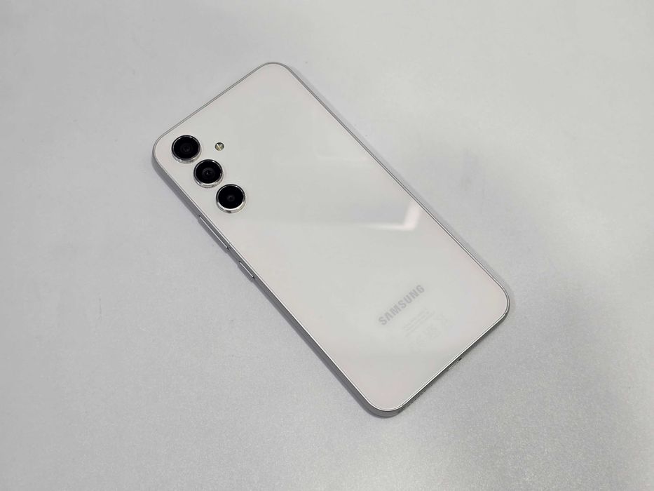 Hope Amanet P8 Samsung A54 5G 128 GB / 8GB RAM garantie!