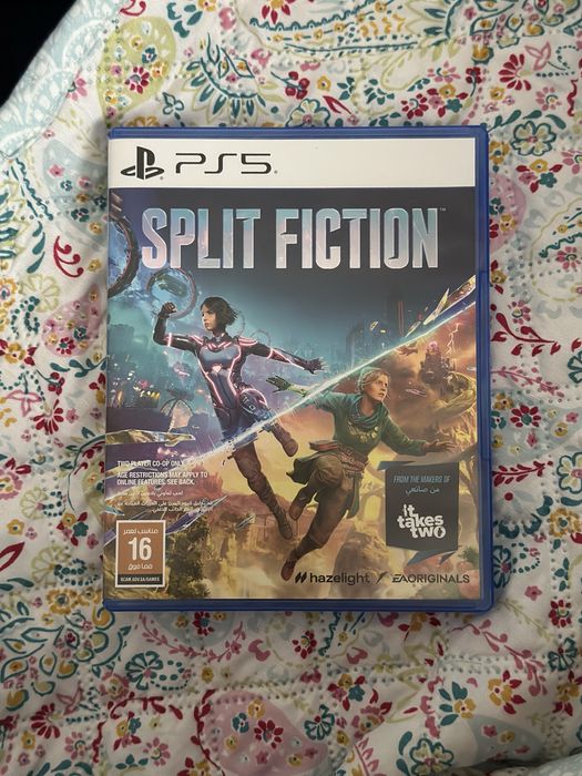 игра на ps5 split fiction