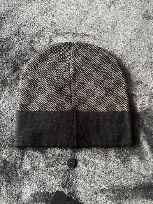 Caciula louis vuitton