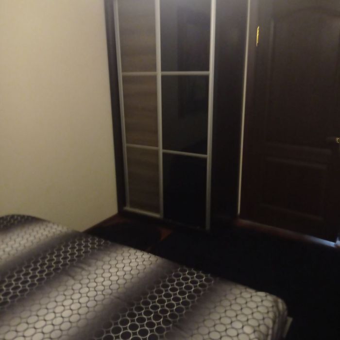 Сдаю 2комнатная квартира на Юнусабаде 14-кв метро Туркистон. С обст...