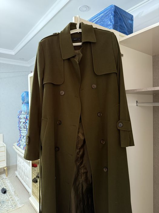 Продается красивое длинное пальто хаки