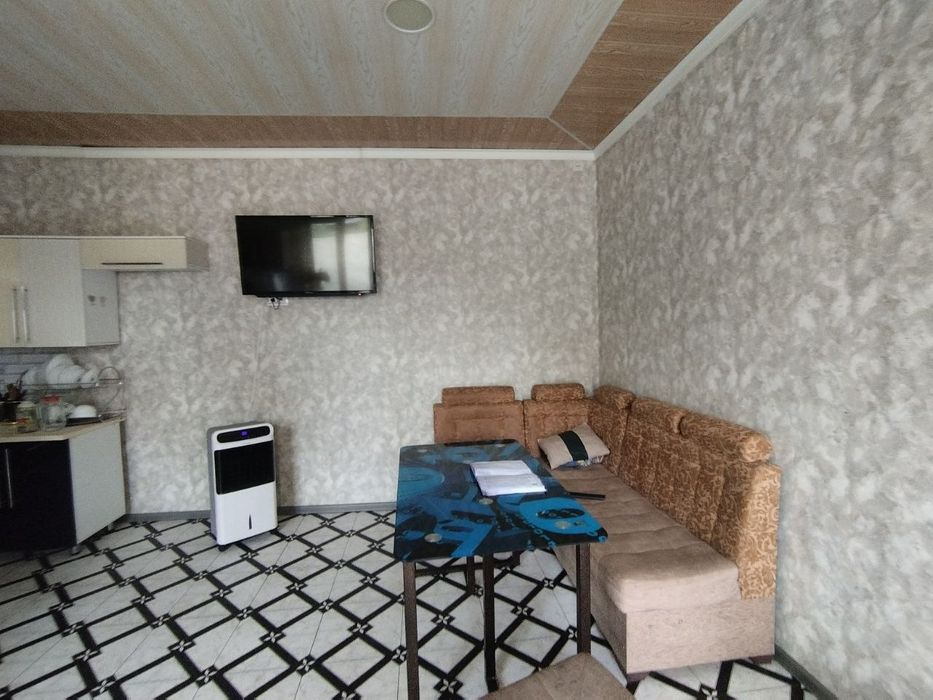 Sergeli tumani Qum ariq mahalla 5.5 sotix 5 xona