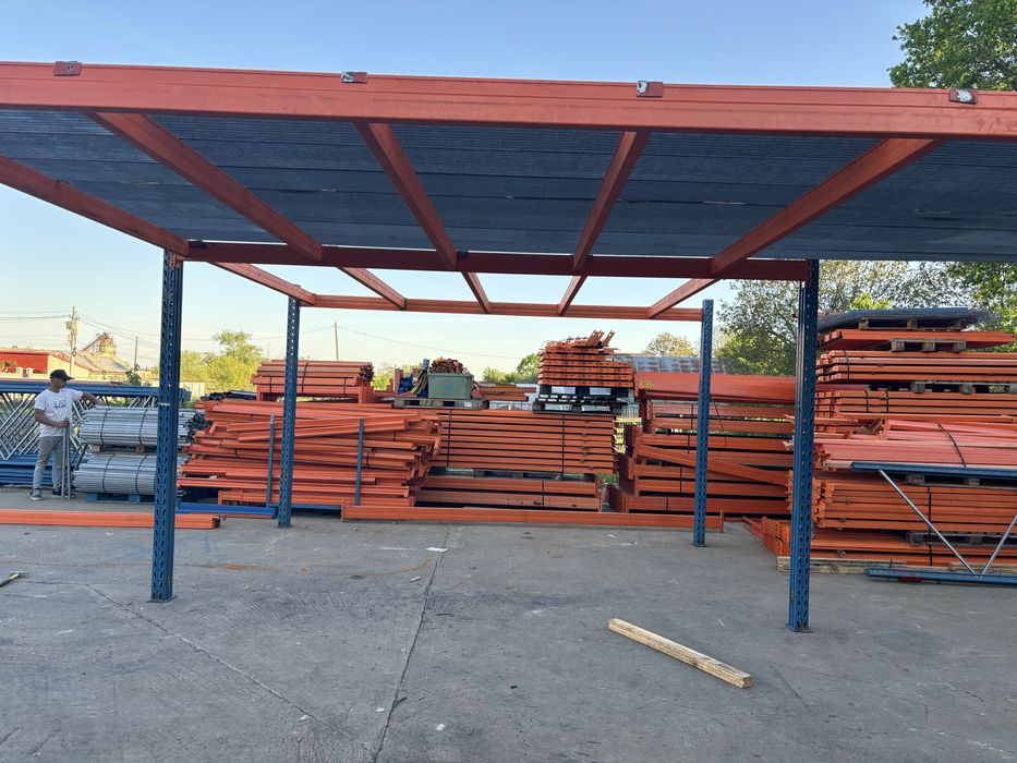 Rafturi metalice platforma