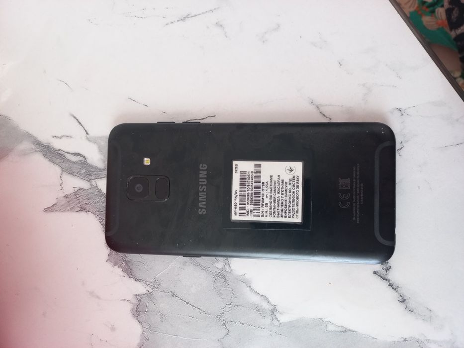Samsung A6 satiladi
