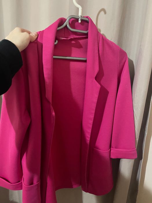 Женско сако спортно елегантно