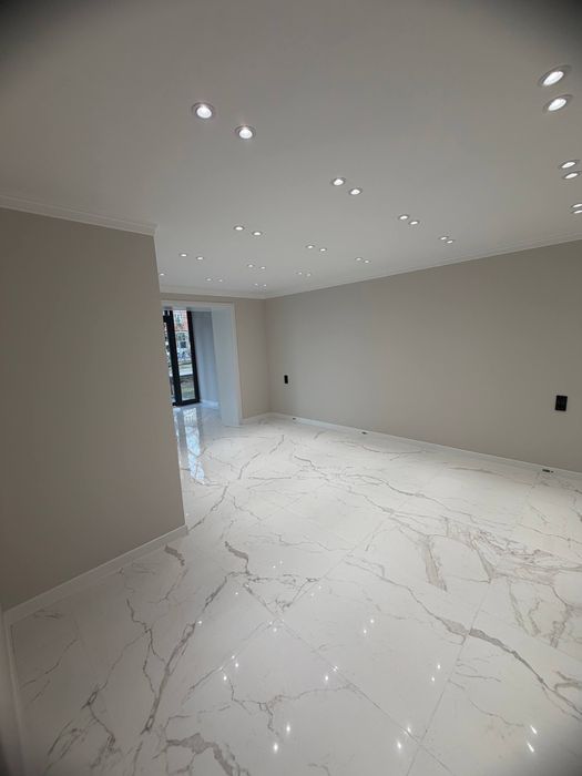 Улица Мукими / 1-Этаж нежилое метро Новза (Хамза) Продаётся