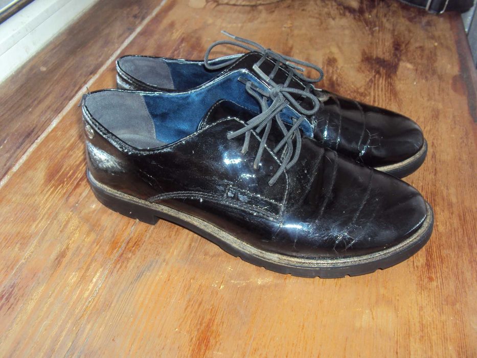 Лаковые черные туфли. 37 размер.