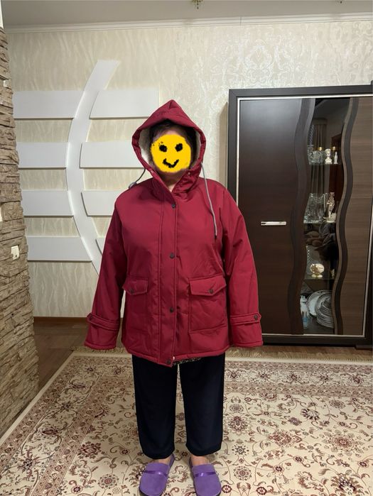 Продам куртку новую