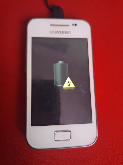 samsung galaxy ace baterie defecta-nu incarca