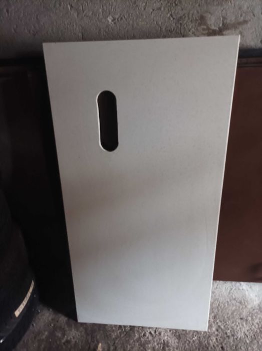 Красив плот за барбекю