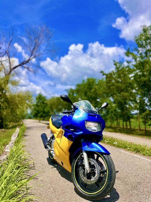 Honda cbr 600 F2