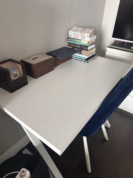 Продам стол компьютерный