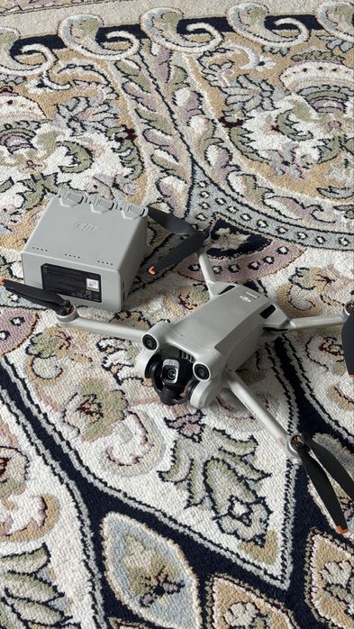 Dji mini 3 pro / fly more combo