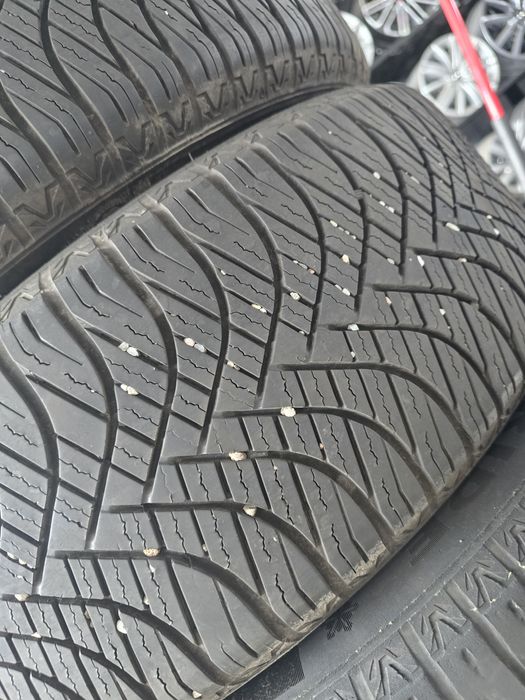 2 Броя 215/50/17 Goodride 5,8mm