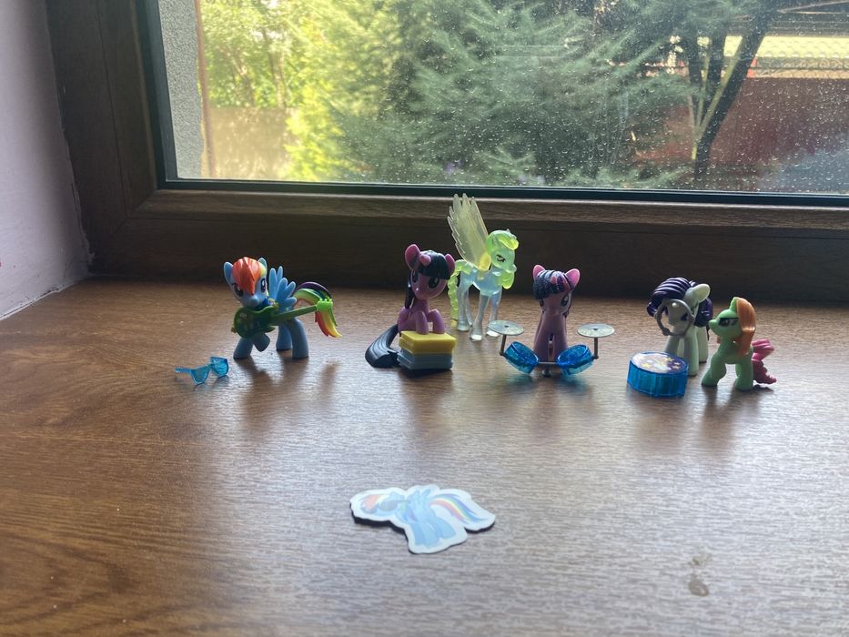 Детские игрушки разные