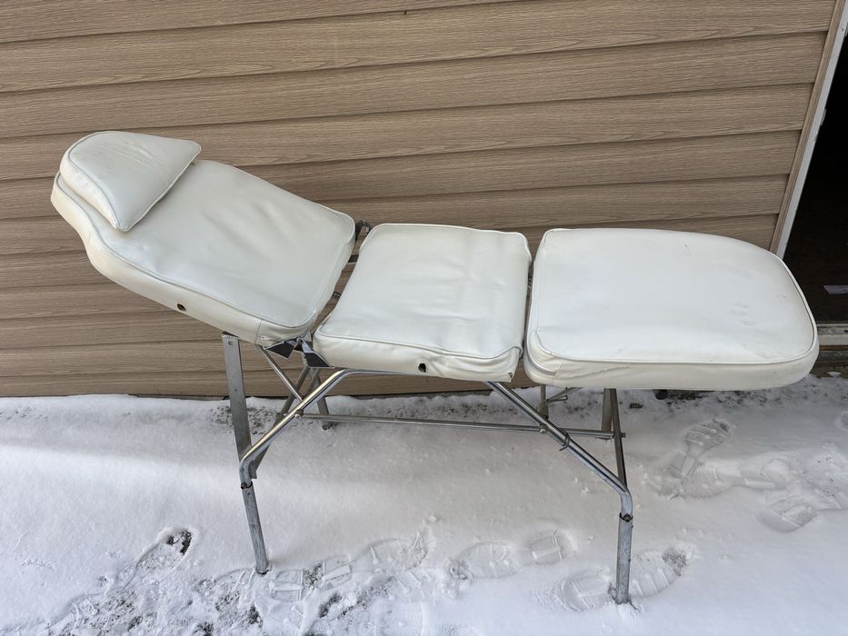 Vind pat cosmetica 200 lei buc