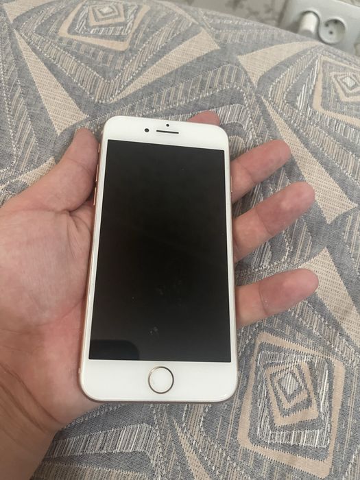 Iphone 8  64 GB