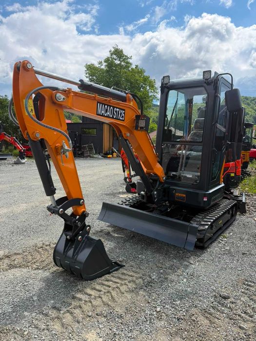 Miniexcavator Macao STX25