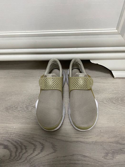 Кроссовки, балетки