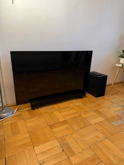 Set Televizor 50" + Soundbar Samsung