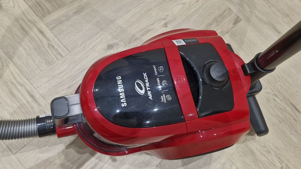 Пылесос Samsung Air Track (Контейнерный)