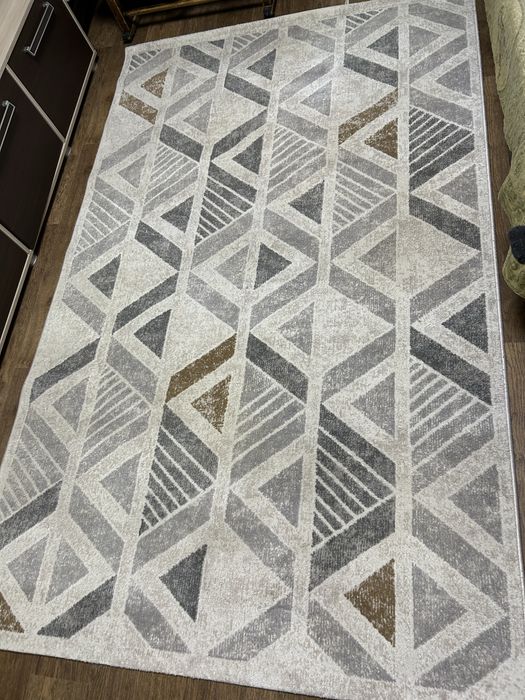 Ковер 150*230 хороший