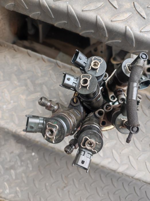 Дюзи Бош за Пежо-308,1.6HDI