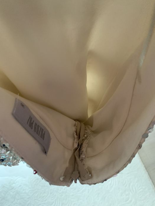 Рокля с пайети