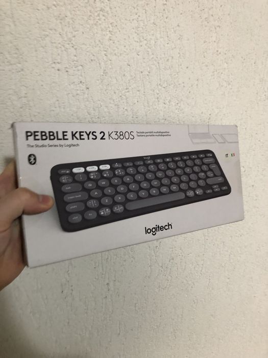 Tastatura logitech peeble keys 2