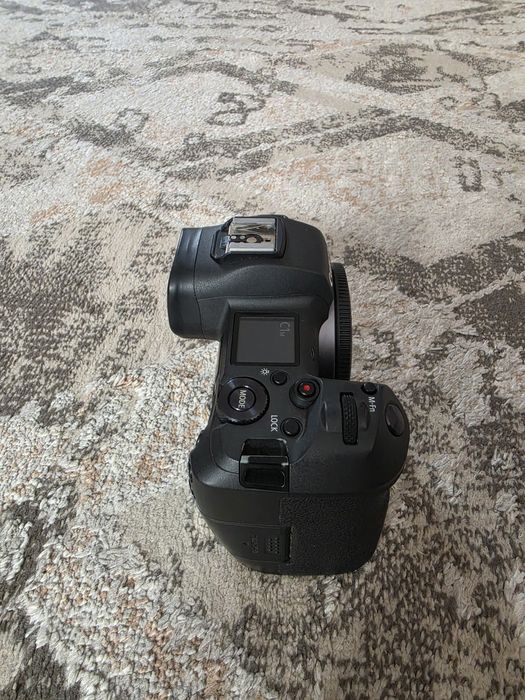 Фотоапарат Canon eos r